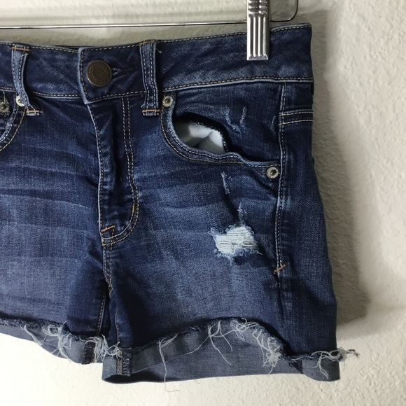 American Eagle Hi-Rise Jean Shortie - Picture 2 of 5